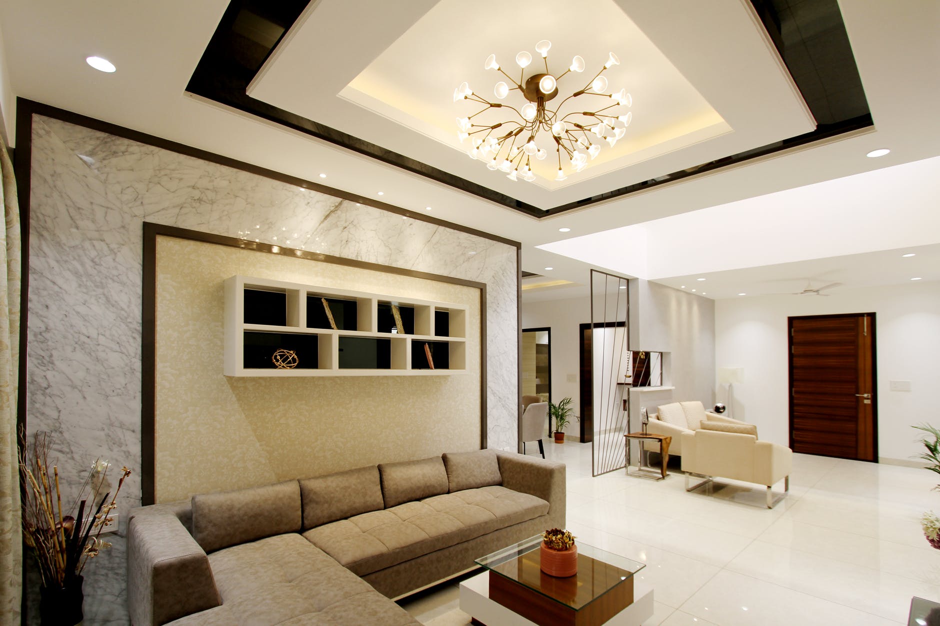 Four Ceiling Decoration Tips